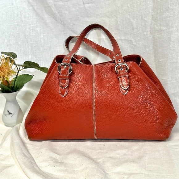 WILSONS LEATHER Pelle Studio orange pebble leather handbag. - Picture 3 of 12